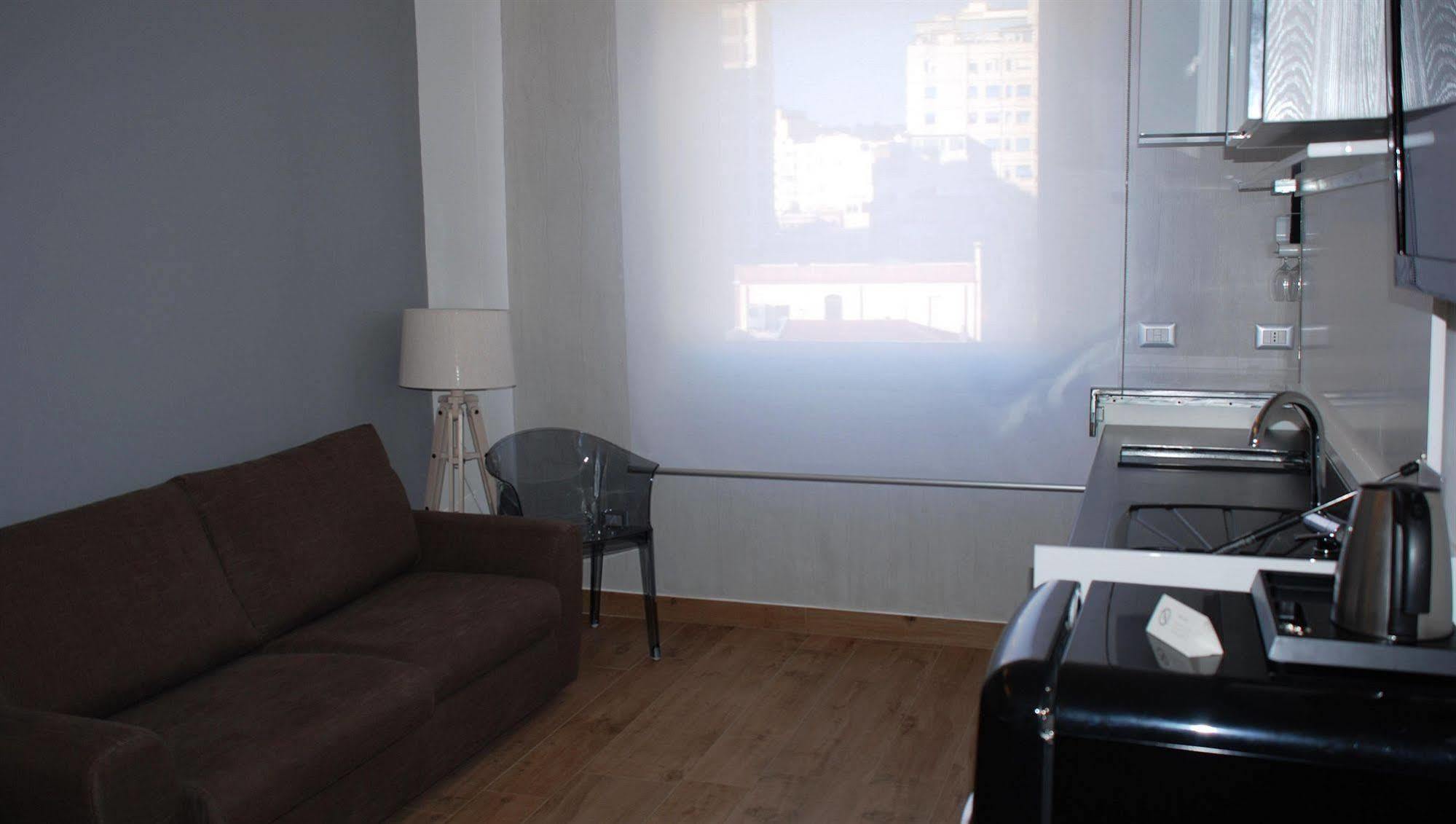 231 Suite Via Roma Cagliari Exterior photo