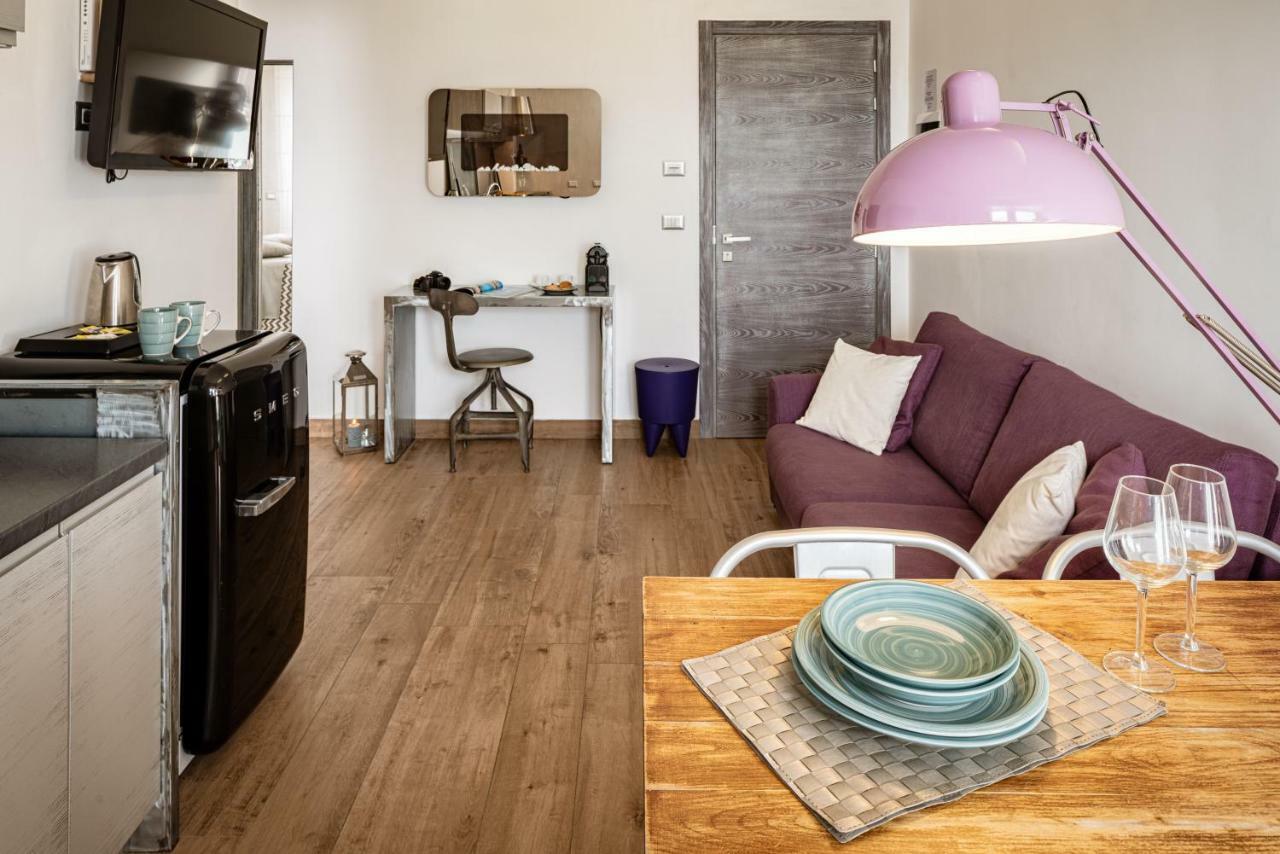231 Suite Via Roma Cagliari Exterior photo