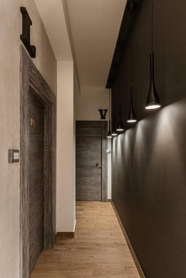 231 Suite Via Roma Cagliari Exterior photo